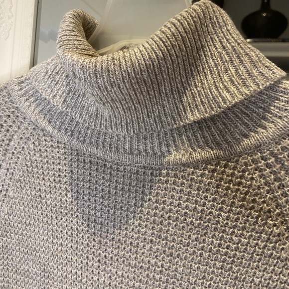 Knit turtleneck sweater - Picture 3 of 4